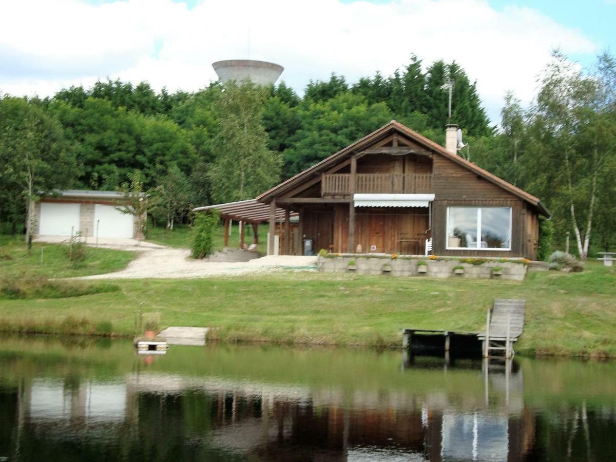 Lieux-Au-Lac Augignac Exterior photo